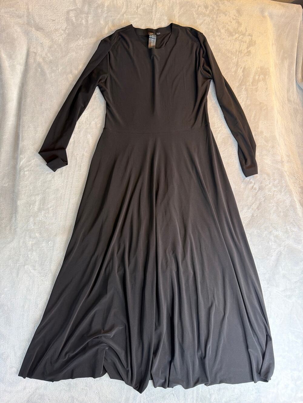 Norma Kamali Black Poly Jersey Long Sleeve Flared Maxi Dress Size Medium
